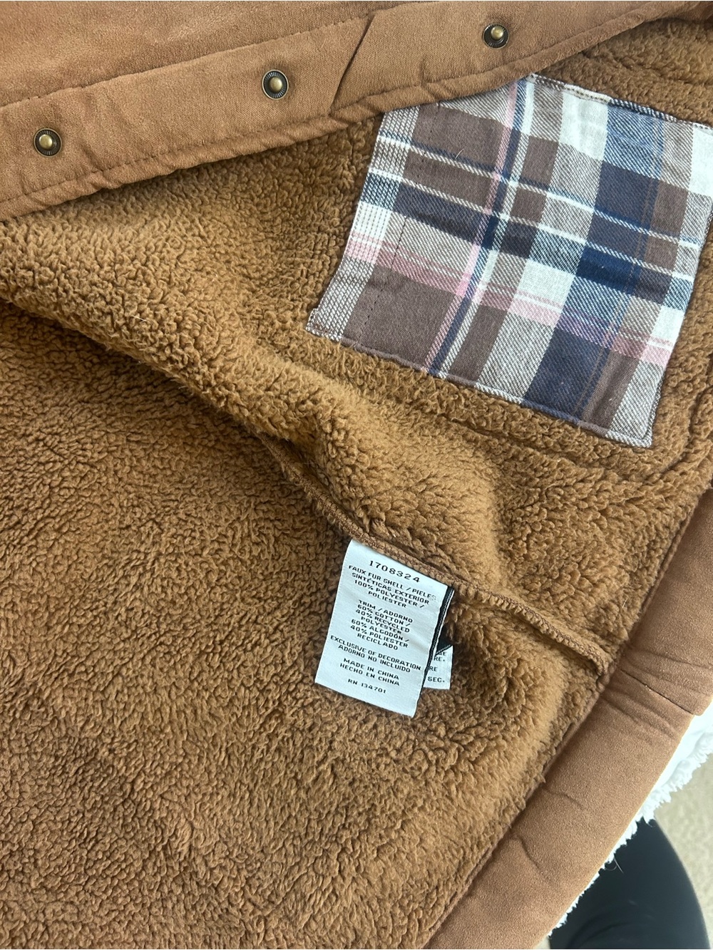 Boston Traders Medium Women’s Cozy Faux-Suede Jacket in Brown - Picture 3 of 3